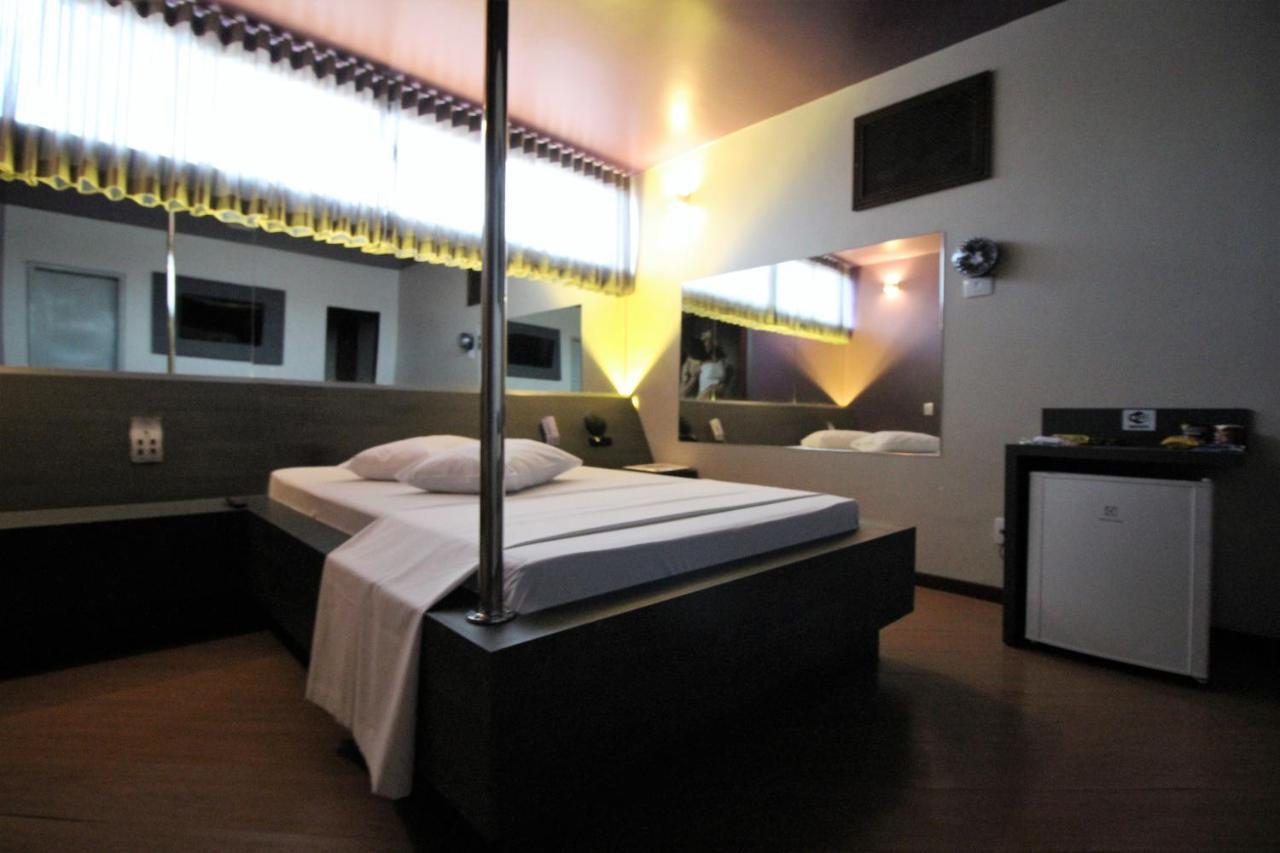 Status Motel Belo Horizonte Exterior foto